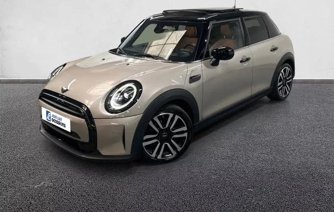 MINI COOPER Hatch 5 Portes Cooper 136 ch DKG7 Essential extérieur trois quart avant gauche 2131949