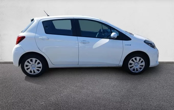 TOYOTA YARIS Hybride 100h Dynamic extérieur côté droit 1103602