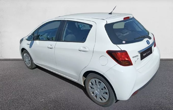 TOYOTA YARIS Hybride 100h Dynamic extérieur trois quart arrière gauche 1103602