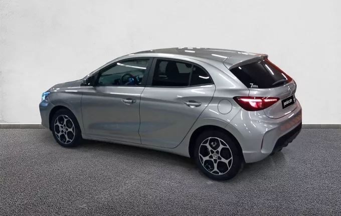 MG MG3 1.5 L Hybrid+ 195 ch Luxury extérieur trois quart arrière gauche 7611