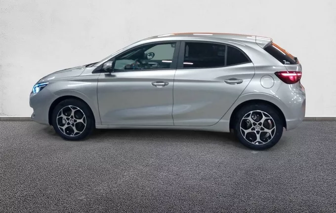 MG MG3 1.5 L Hybrid+ 195 ch Luxury extérieur côté gauche 7611