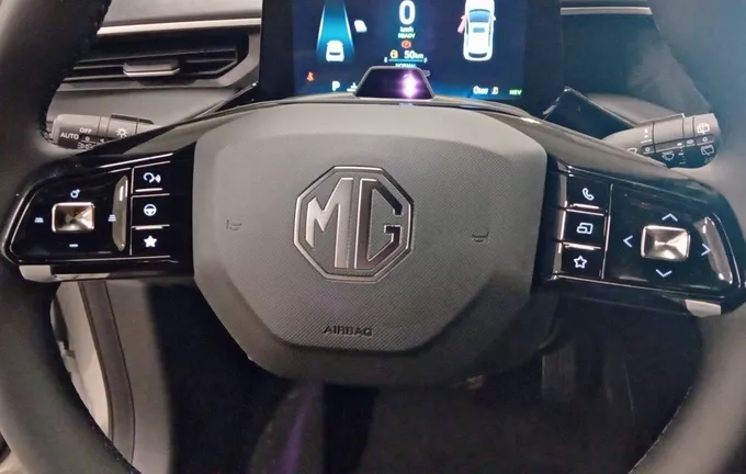 MG MG3 1.5 L Hybrid+ 195 ch Luxury photo 12 7611