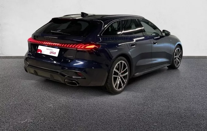 AUDI A5 Avant e-hybrid 367 ch S tronic 7 Quattro S line extérieur trois quart arrière droit 2126008