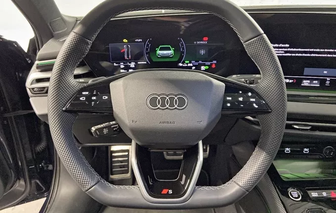 AUDI A5 Avant e-hybrid 367 ch S tronic 7 Quattro S line photo 12 2126008