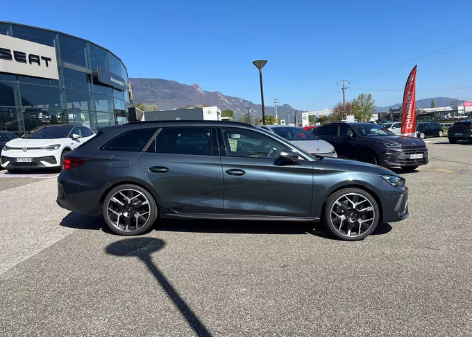 CUPRA LEON Sportstourer eHybrid 272 ch DSG6 VZ extérieur côté gauche 2116