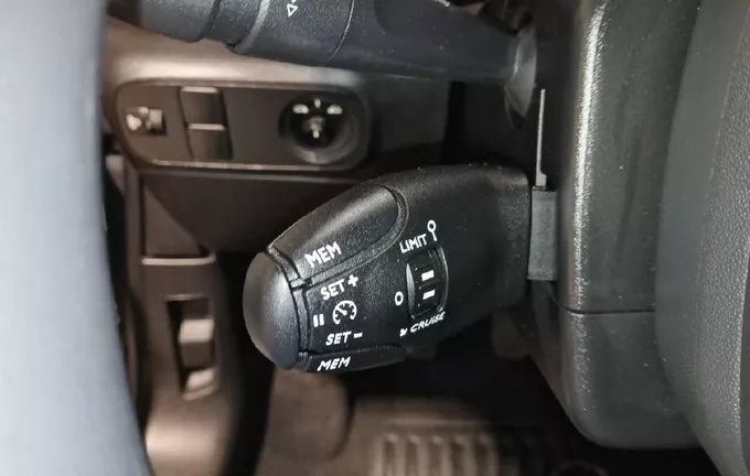 CITROEN C3 PureTech 83 S&S BVM5 Feel Pack photo 15 2129584