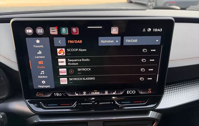 CUPRA LEON eHybrid 204 ch DSG6 V photo 15 0717