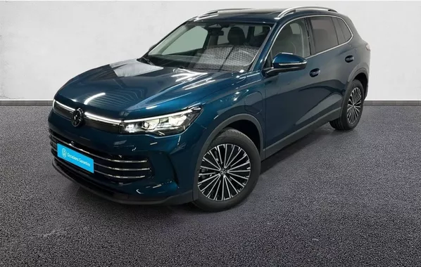 VOLKSWAGEN TIGUAN 1.5 eHybrid 204ch DSG6 Elegance WVGZZZCTXSW421095