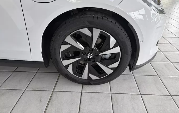 VOLKSWAGEN ID. POLO 211 ch 52 kWh Style Exclusive photo 9 9663