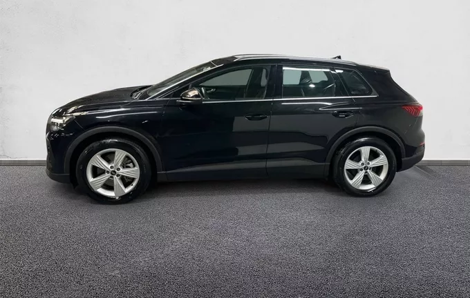 AUDI Q4 E-TRON 45 285 ch 82 kWh Design extérieur côté gauche 2129945