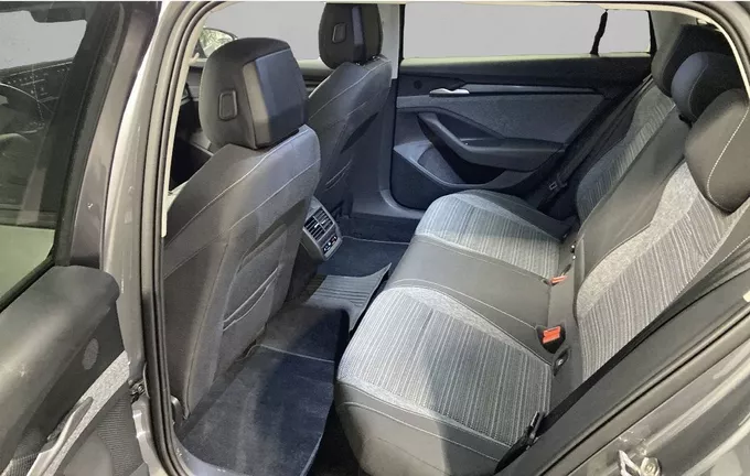 SKODA SUPERB Combi 1.5 TSI 204 ch PHEV DSG6 Selection extérieur arrière 2125505