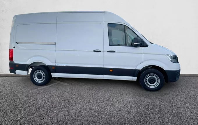 VOLKSWAGEN UTILITAIRES CRAFTER e-CRAFTER VAN 35 L3H3 136 CH BVA extérieur côté droit 5443