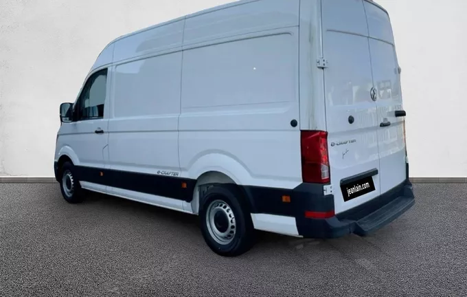 VOLKSWAGEN UTILITAIRES CRAFTER e-CRAFTER VAN 35 L3H3 136 CH BVA extérieur trois quart arrière gauche 5443