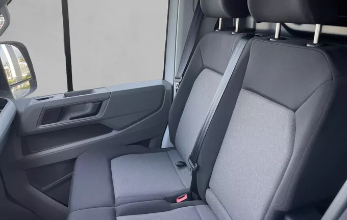 VOLKSWAGEN UTILITAIRES CRAFTER e-CRAFTER VAN 35 L3H3 136 CH BVA photo 17 5443