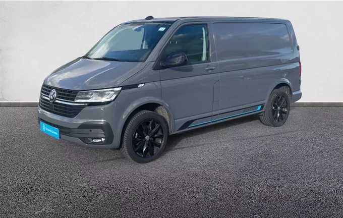 VOLKSWAGEN UTILITAIRES TRANSPORTER 6.1 VAN L1H1 2.0 TDI 150 DSG7 EDITION extérieur trois quart avant gauche 106247