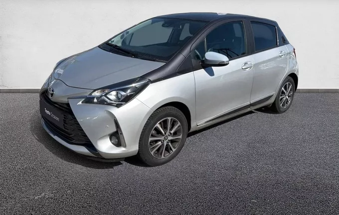 TOYOTA YARIS 110 VVT-i Design Y20 extérieur trois quart avant gauche 1103879