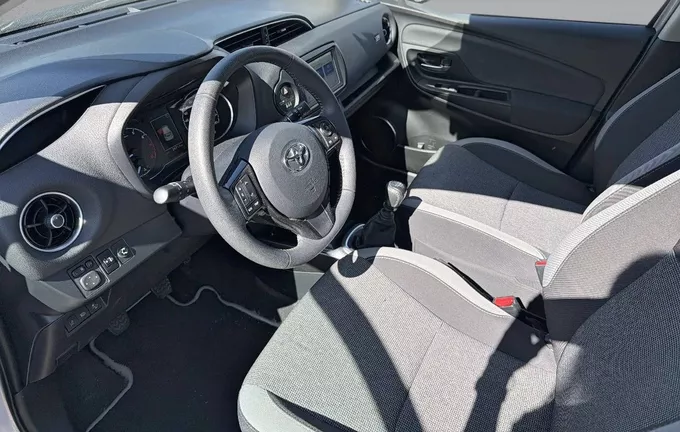 TOYOTA YARIS 110 VVT-i Design Y20 photo 11 1103879