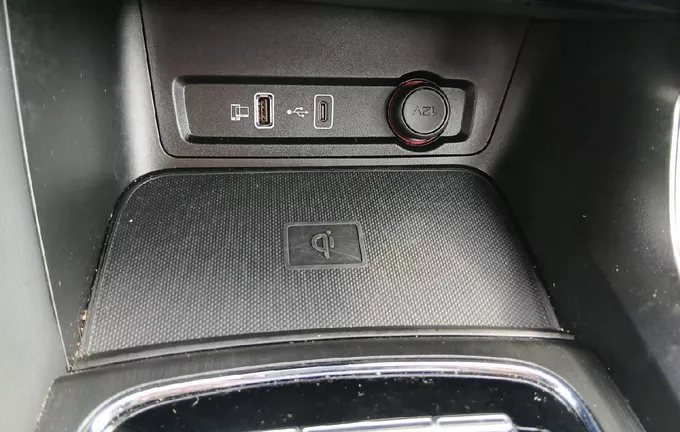 MG ZS EV Autonomie Etendue 70kWh - 115 kW 2WD Luxury photo 20 600533