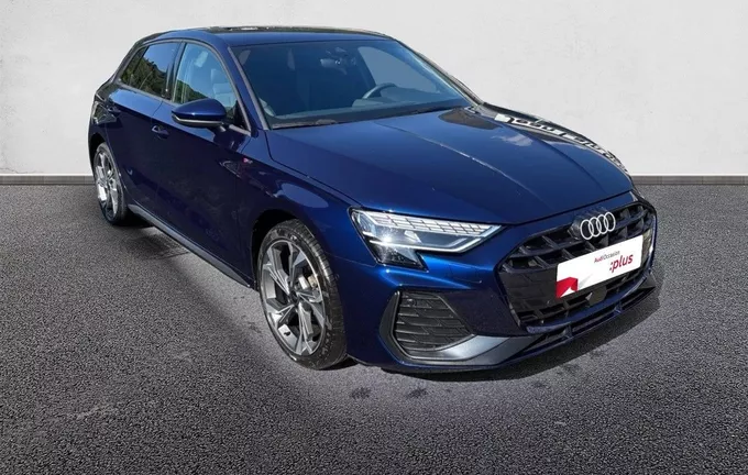 AUDI A3 Sportback TFSI Mild Hybrid 150 S tronic 7 S line extérieur trois quart avant droit 2126875