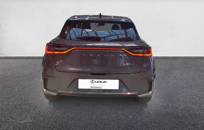 LEXUS LBX 2WD Elegant extérieur arrière 1103877