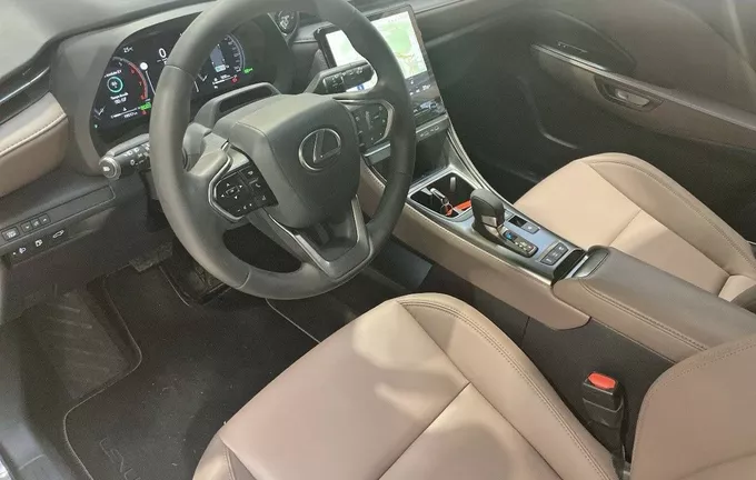 LEXUS LBX 2WD Elegant photo 11 1103877