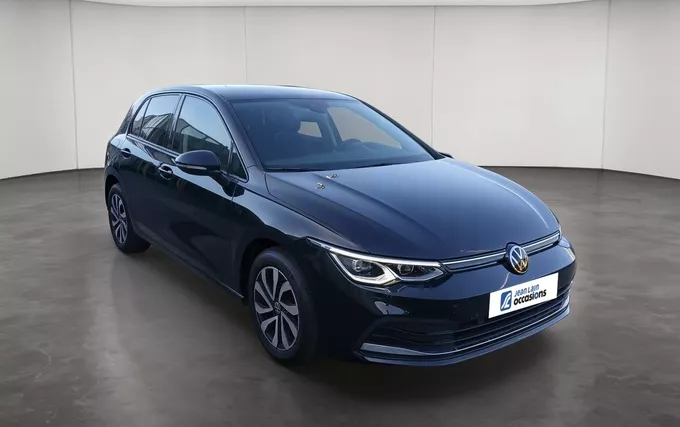 VOLKSWAGEN GOLF 1.0 TSI OPF 110 BVM6 Active extérieur trois quart avant droit 2131834