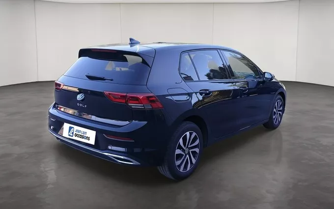 VOLKSWAGEN GOLF 1.0 TSI OPF 110 BVM6 Active extérieur trois quart arrière droit 2131834