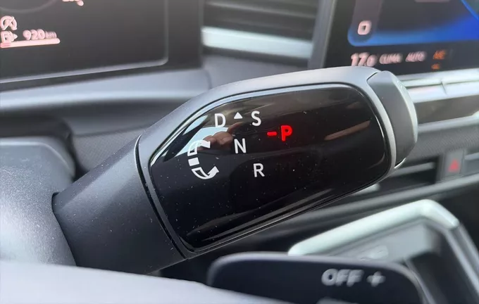 VOLKSWAGEN T-ROC 1.5 eTSI EVO2 Hybrid 116 ch DSG7 Life photo 13 4042