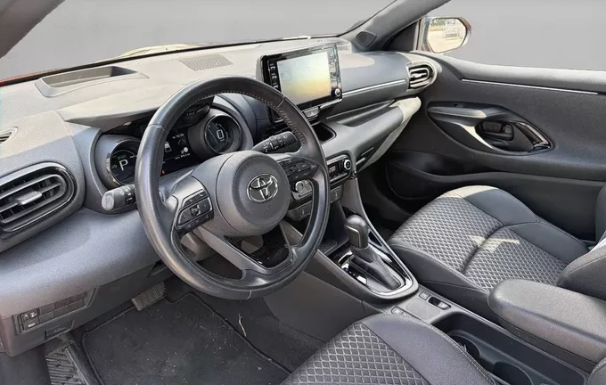 TOYOTA YARIS Hybride 116h Collection photo 11 1103590