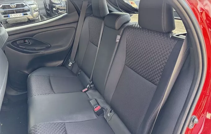TOYOTA YARIS Hybride 116h Collection photo 17 1103590