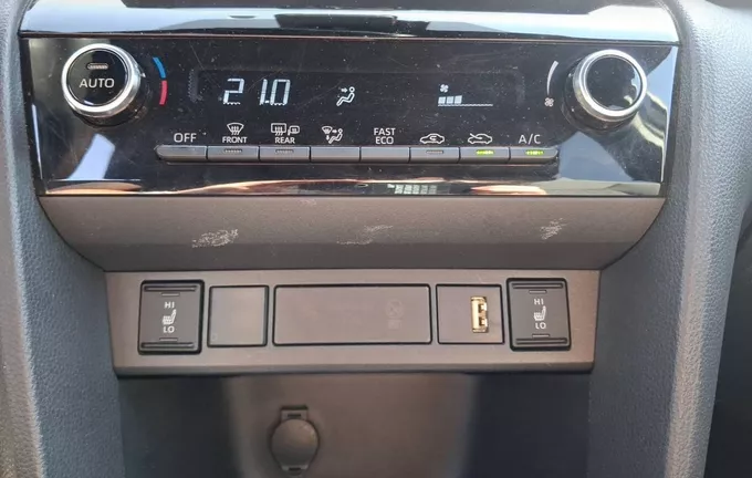 TOYOTA YARIS CROSS Hybride 116h 2WD Design photo 14 1103839