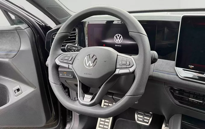 VOLKSWAGEN TIGUAN 1.5 eTSI 150ch DSG7 R-Line photo 12 5122