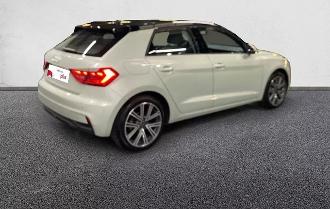 AUDI A1 Sportback 30 TFSI 116 ch S tronic 7 Design extérieur trois quart arrière droit 2122743