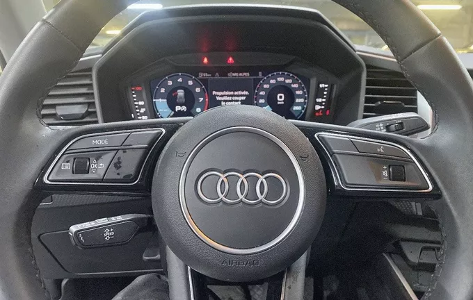 AUDI A1 Sportback 30 TFSI 116 ch S tronic 7 Design photo 12 2122743