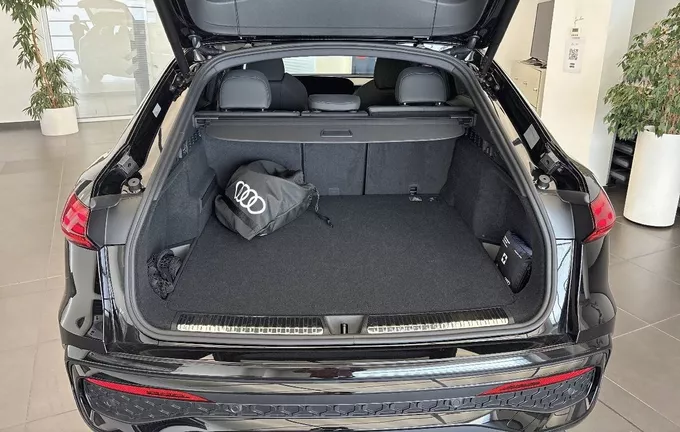 AUDI Q5 Sportback e-hybrid 299 ch S tronic 7 Quattro S line photo 10 5539