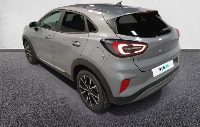 FORD PUMA 1.0 EcoBoost 125 ch mHEV S&S BVM6 Titanium extérieur trois quart arrière gauche 946075