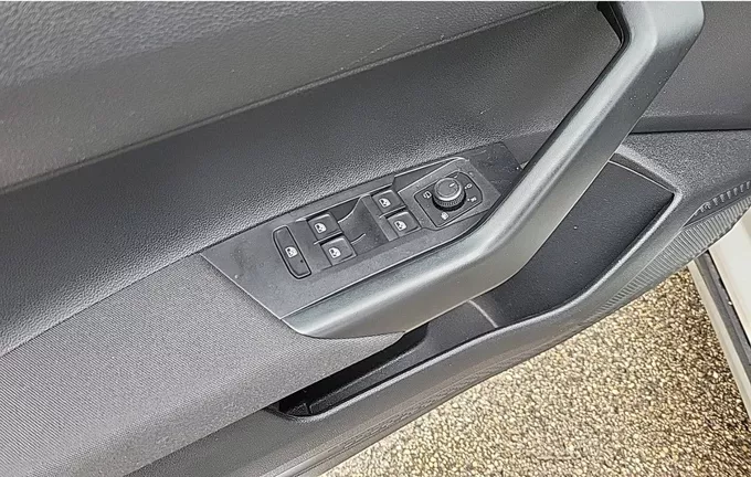 VOLKSWAGEN TAIGO 1.0 TSI 116 DSG7 VW Edition photo 18 2127527