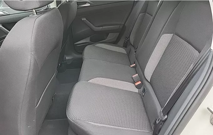 VOLKSWAGEN TAIGO 1.0 TSI 116 DSG7 VW Edition extérieur trois quart arrière droit 2127527
