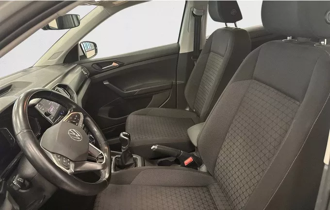 VOLKSWAGEN T-CROSS 1.0 TSI 95 Start/Stop BVM5 Life Tech extérieur trois quart arrière droit 2122053