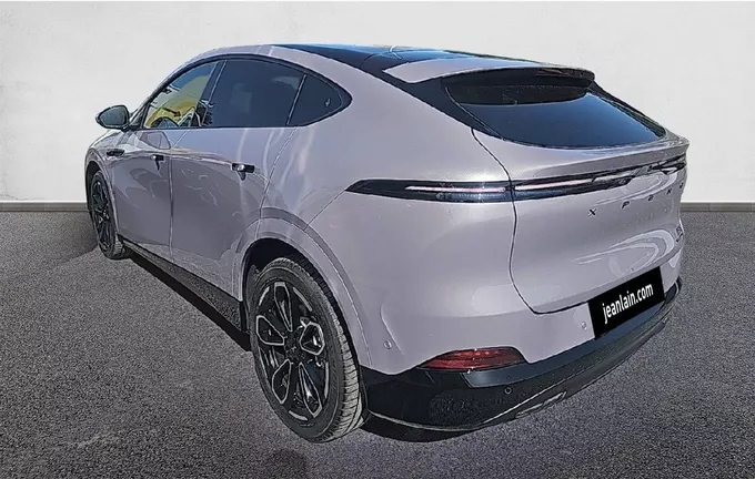 XPENG G6 Performance extérieur trois quart arrière gauche 9200451