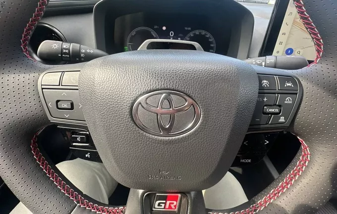TOYOTA C-HR PHEV Hybride Rechargeable 225 GR Sport photo 12 177955