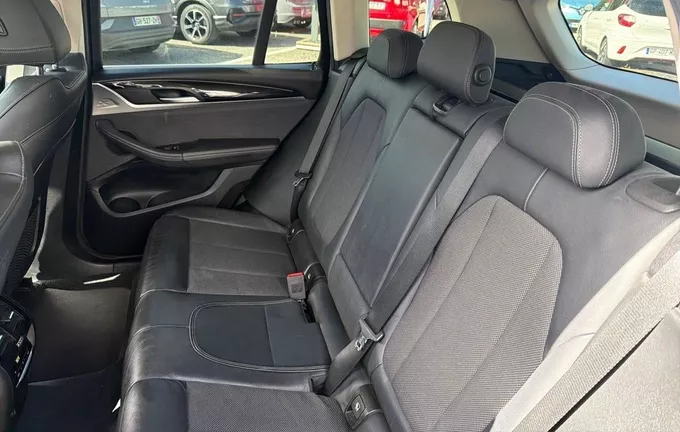 BMW X3 xDrive20d 190ch BVA8 xLine photo 17 213097