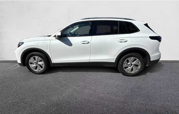 VOLKSWAGEN TIGUAN 1.5 eHybrid 204ch DSG6 VW Edition extérieur trois quart arrière gauche 2127353