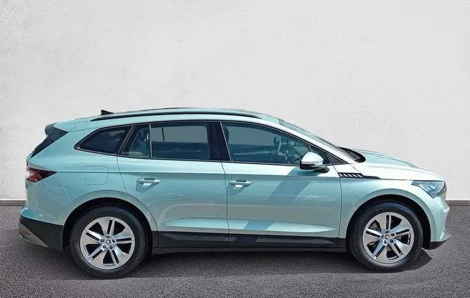 SKODA ENYAQ iV 60 extérieur côté droit 9623