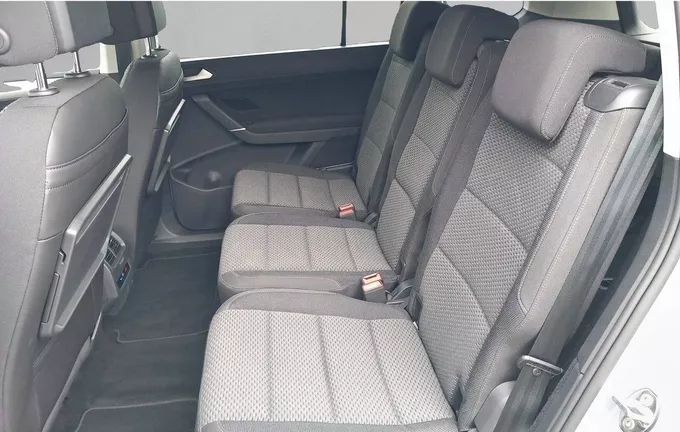 VOLKSWAGEN TOURAN 2.0 TDI 150 DSG7 7pl Life Plus extérieur arrière 460508