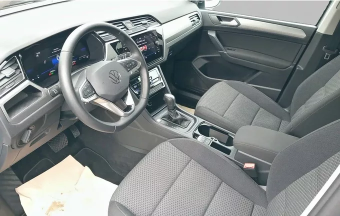 VOLKSWAGEN TOURAN 2.0 TDI 150 DSG7 7pl Life Plus photo 13 460508