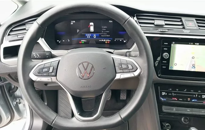 VOLKSWAGEN TOURAN 2.0 TDI 150 DSG7 7pl Life Plus photo 19 460508