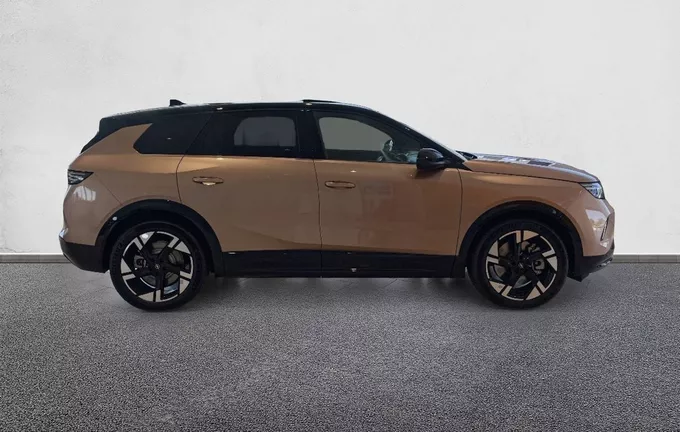 OPEL GRANDLAND Electrique 213 ch & Batterie 73 kWh GS extérieur côté droit 100929