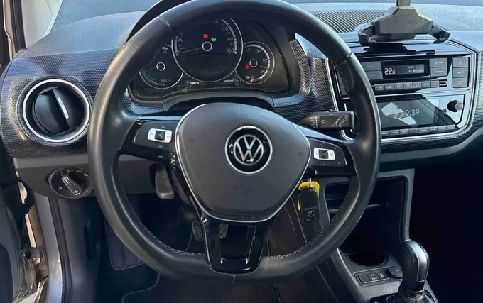 VOLKSWAGEN E-UP! 2.0 e-up! 83 Electrique Life Plus photo 12 2131480