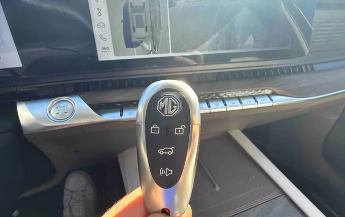 MG MGS9 PHEV Premium photo 19 8130